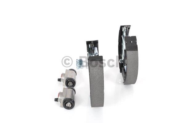 Brake shoe set Bosch 0 204 114 620