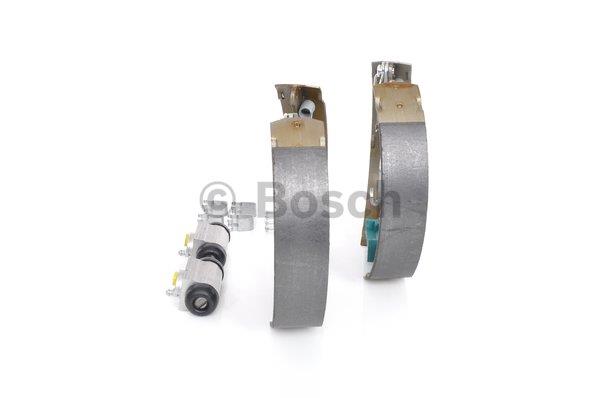Brake shoe set Bosch 0 204 114 669