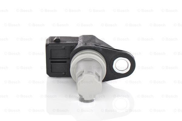 Bosch Camshaft position sensor – price 118 PLN