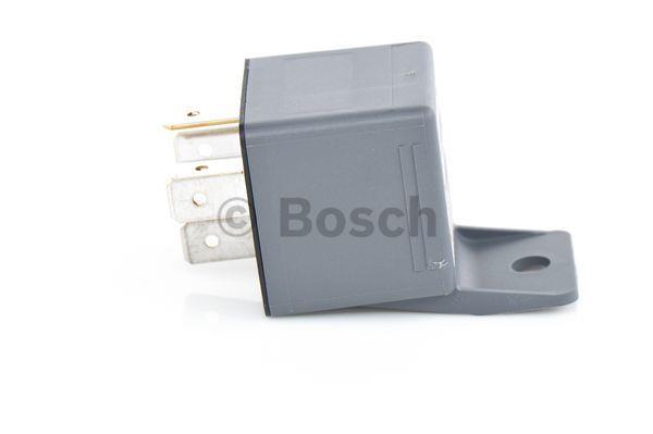 Bosch Relay – price 28 PLN