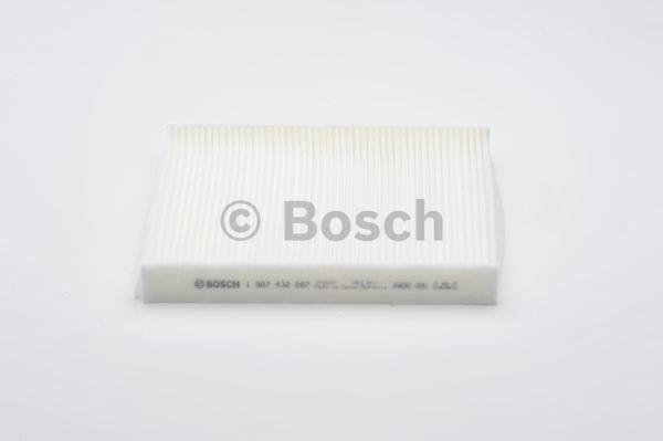 Bosch Filter, interior air – price 49 PLN
