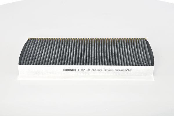 Bosch Activated Carbon Cabin Filter – price 66 PLN