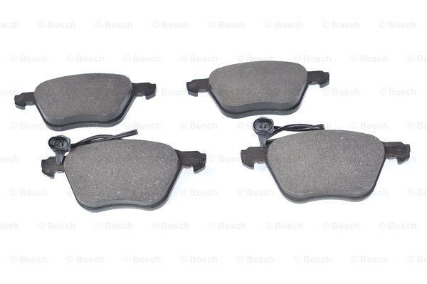Brake pad set Bosch 0 986 424 777