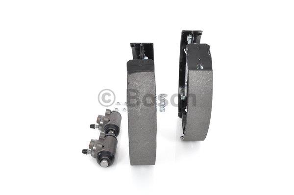 Brake shoe set Bosch 0 204 114 518