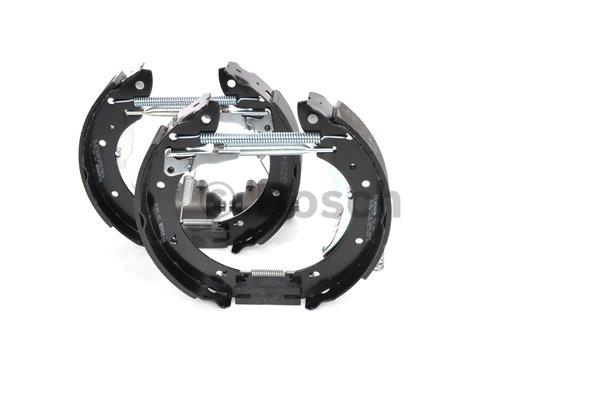 Brake shoe set Bosch 0 204 114 518