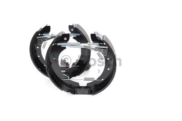 Brake shoe set Bosch 0 204 114 530