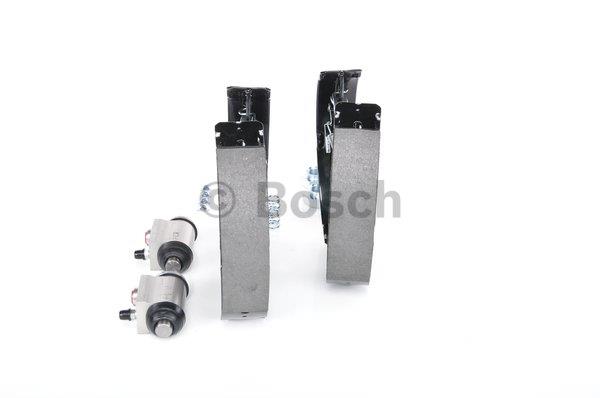 Brake shoe set Bosch 0 204 114 548