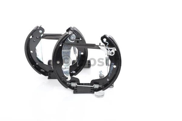 Brake shoe set Bosch 0 204 114 581