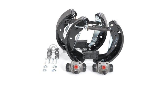 Bosch Brake shoe set – price 283 PLN