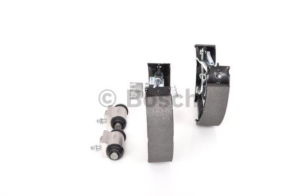 Bosch Brake shoe set – price 344 PLN