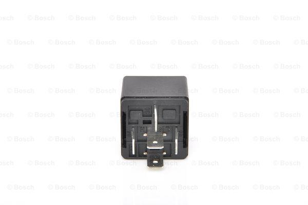 Bosch Relay – price 42 PLN