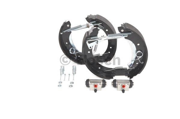 Brake shoe set Bosch 0 204 114 667