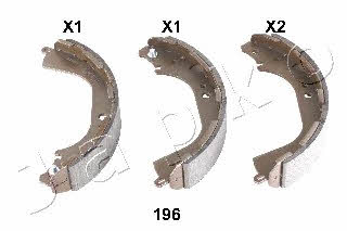 Brake shoe kit Nissan Pickup: 55196 Japko Brake shoe set