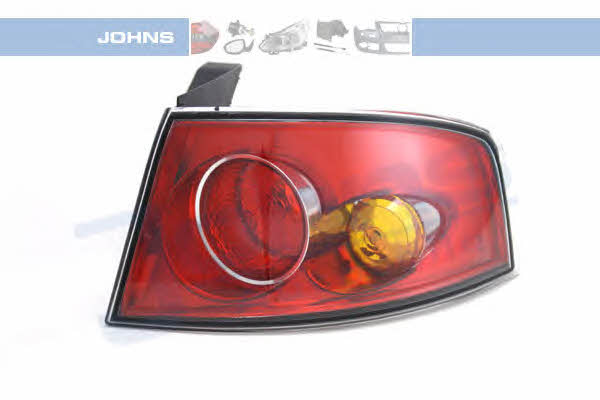 Johns 67 15 88-1 Tail lamp outer right 6715881