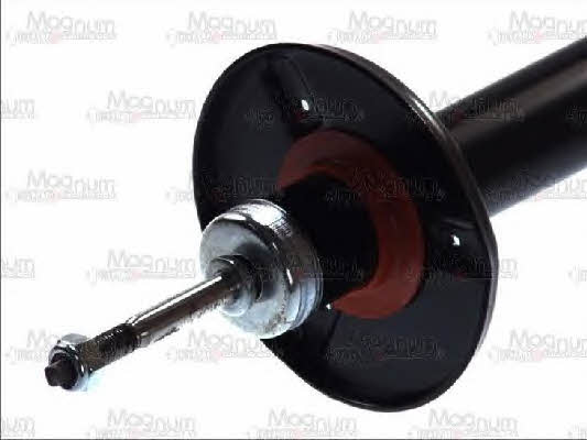 Magnum technology AHW023MT Rear oil shock absorber AHW023MT