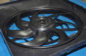 Hub, engine cooling fan wheel PMC PXNAA-029