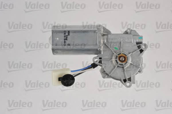 Buy Valeo 579096 at a low price in United Arab Emirates!