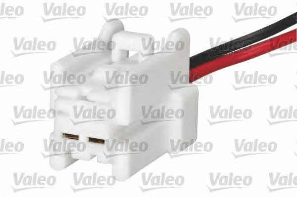 Buy Valeo 251685 at a low price in United Arab Emirates!