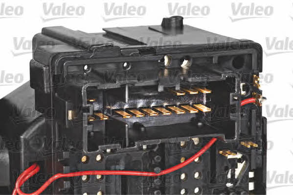 Buy Valeo 251696 at a low price in United Arab Emirates!